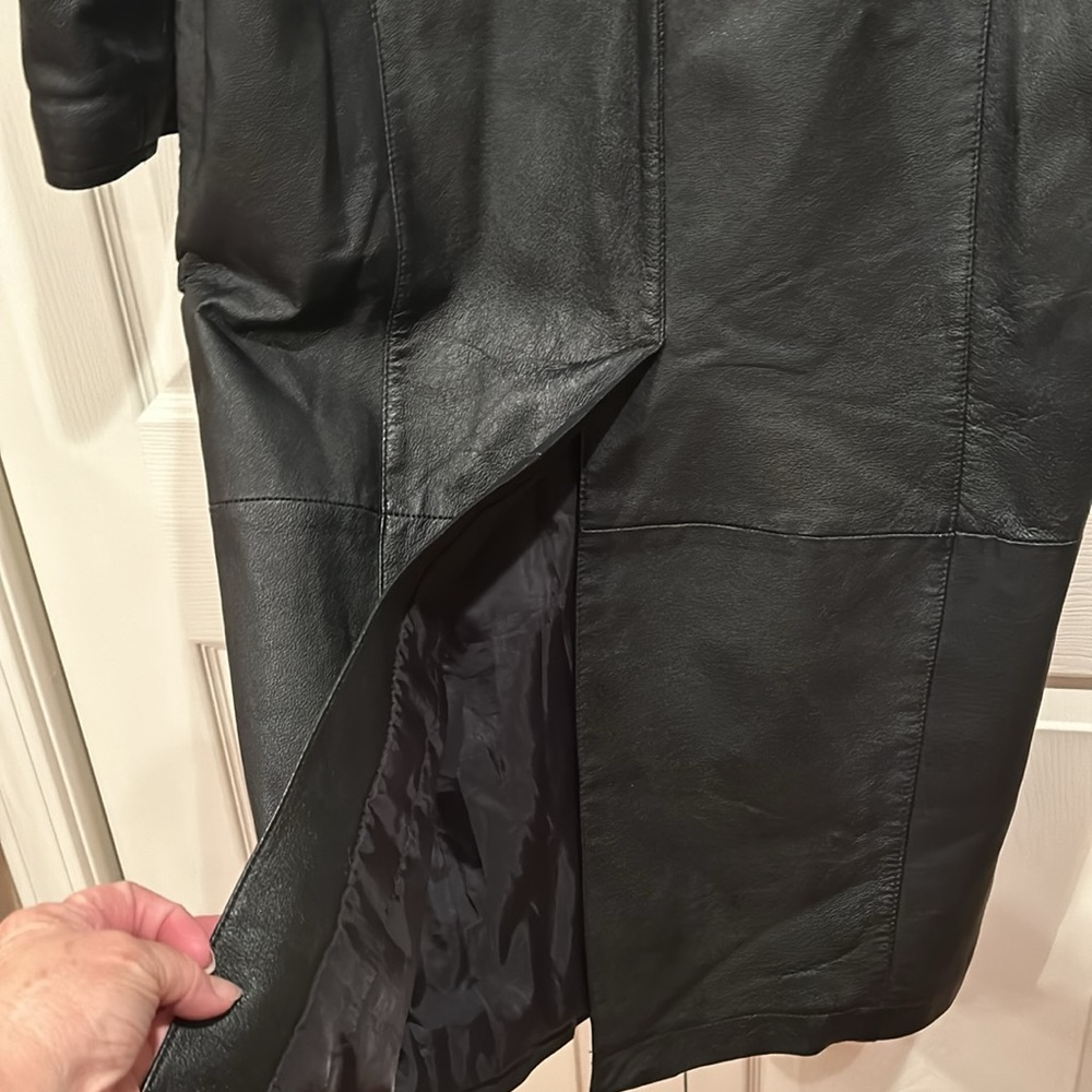 Double G - Medium - Vintage-Full Length - 2 Button - Black Leather Coat - Picture 6 of 8